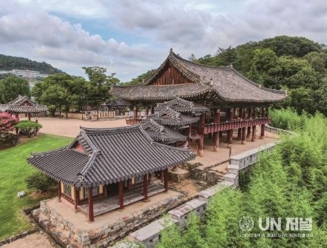  '밀양 영남루'국보,'창녕 관룡산 관룡사 일원'명승 지정 ‘경남 문화유산 가치 인정받아았다. 