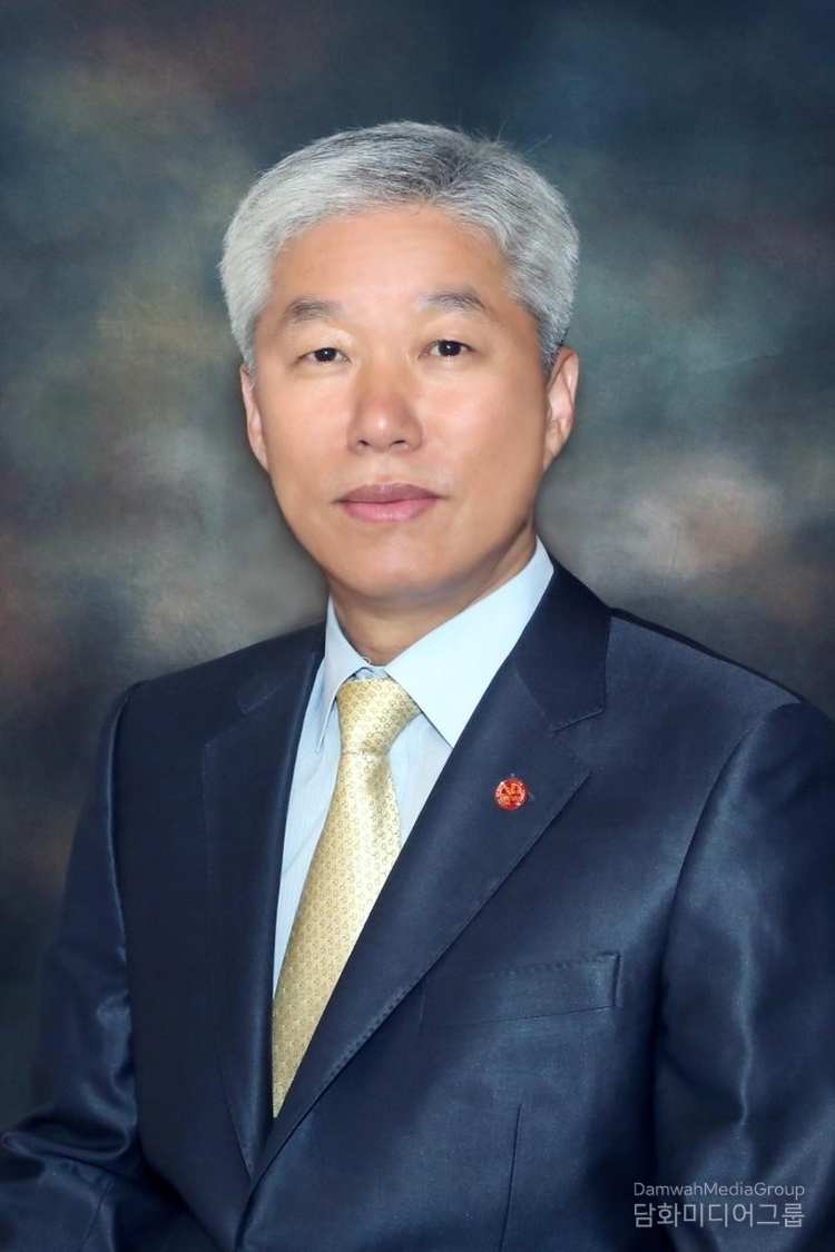 담화미디어그룹, UN저널 발행인 겸 회장 이존영