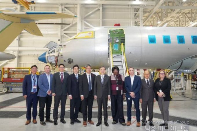 외교부 조현 장관, 캐나다 봄바르디어社 조립공장 방문